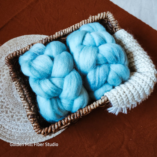 Highland Wool Roving ~ Azure Blue